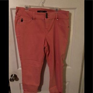 Torrid Coral Capri pants